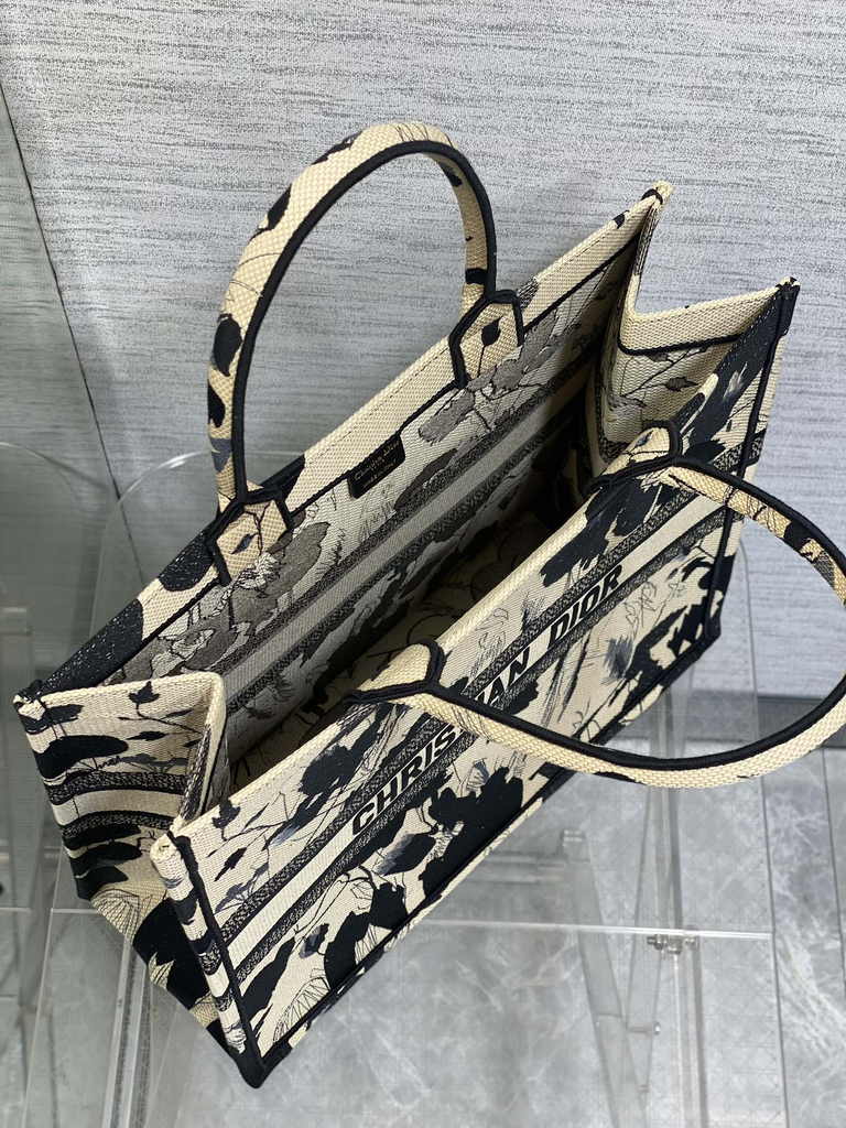 Large Dior Book Tote M1286 Apricot Peony Embroidery