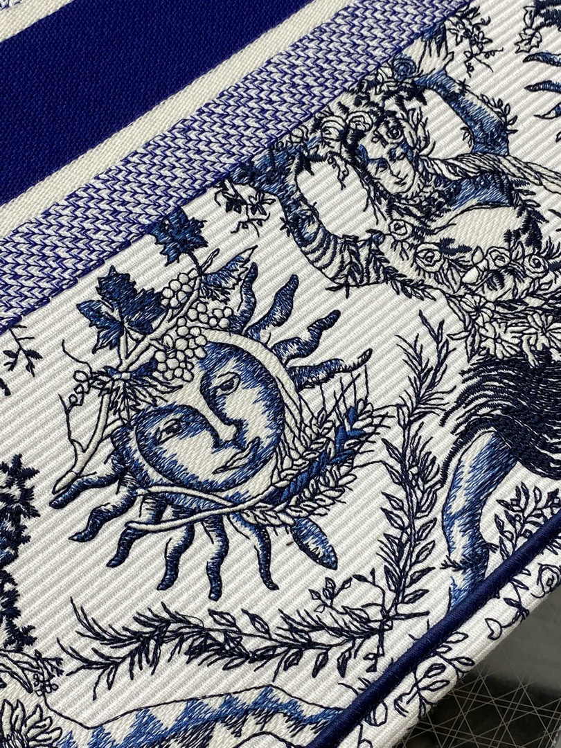 Large Dior Book Tote M1286 White and Navy Blue Toile de Jouy Soleil Embroidery
