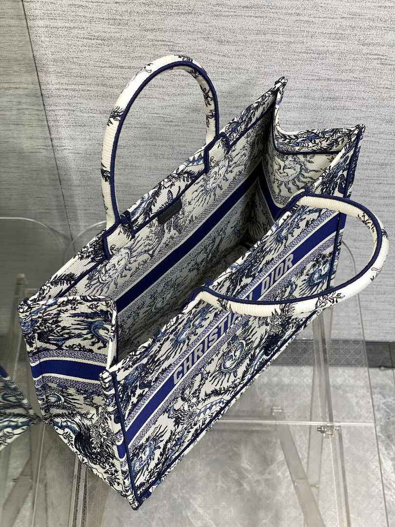 Large Dior Book Tote M1286 White and Navy Blue Toile de Jouy Soleil Embroidery