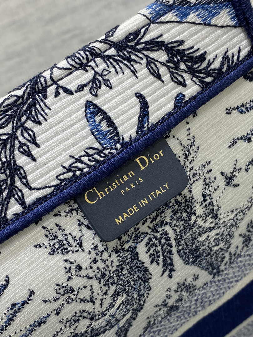 Large Dior Book Tote M1286 White and Navy Blue Toile de Jouy Soleil Embroidery