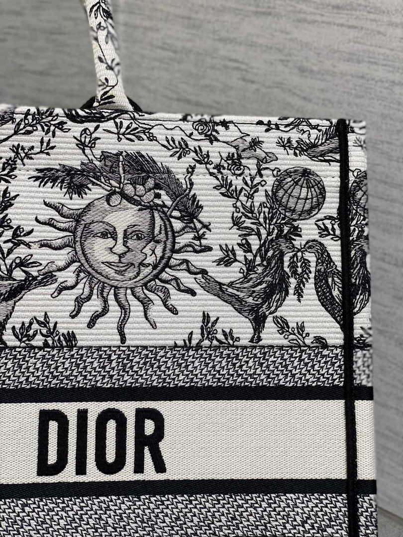 Large Dior Book Tote M1286 White and Black Toile de Jouy Soleil Embroidery