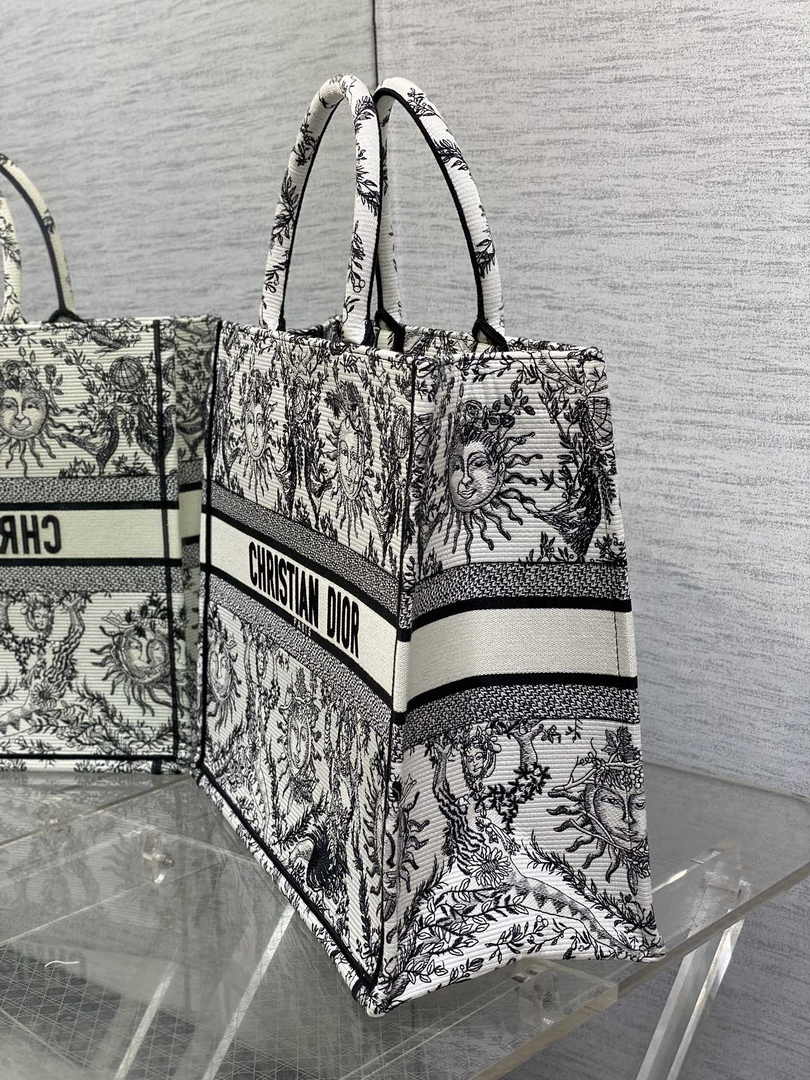 Large Dior Book Tote M1286 White and Black Toile de Jouy Soleil Embroidery