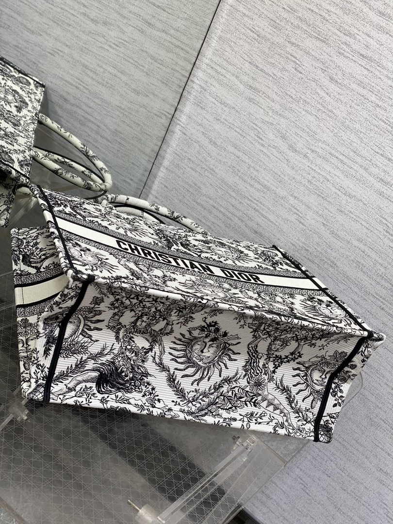Large Dior Book Tote M1286 White and Black Toile de Jouy Soleil Embroidery