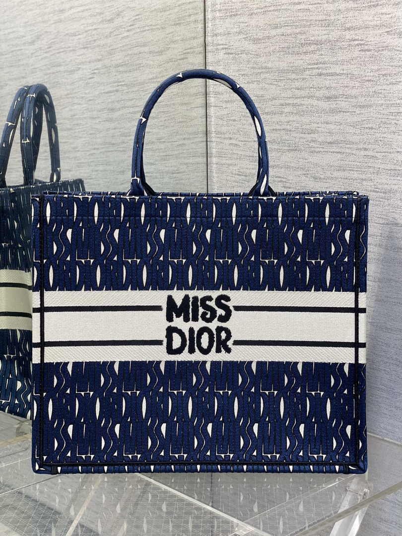 Large Dior Book Tote M1286 Blue and White Miss Dior Allover Embroidery