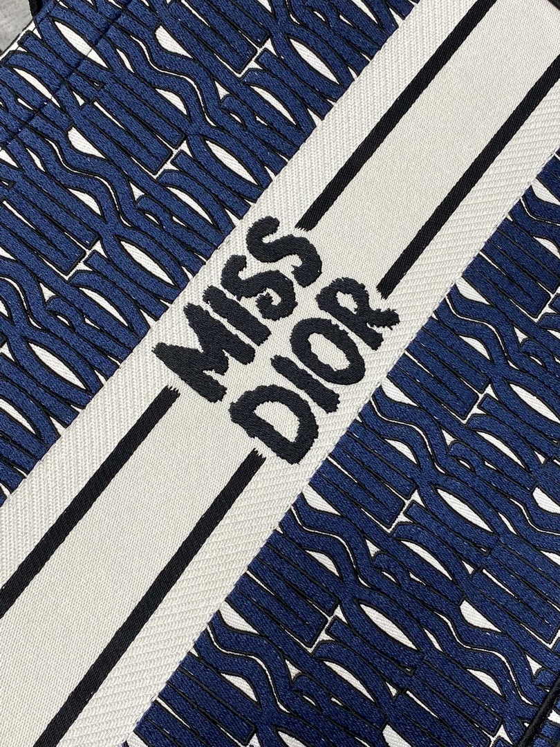 Large Dior Book Tote M1286 Blue and White Miss Dior Allover Embroidery