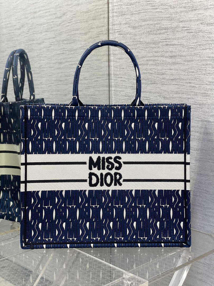 Large Dior Book Tote M1286 Blue and White Miss Dior Allover Embroidery