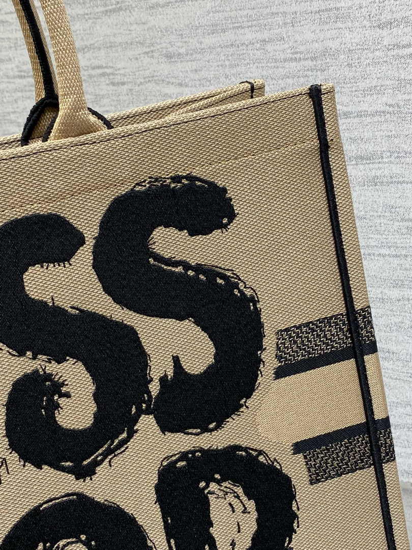 Large Dior Book Tote M1286 Beige and Black Miss Dior Graffiti Embroidery
