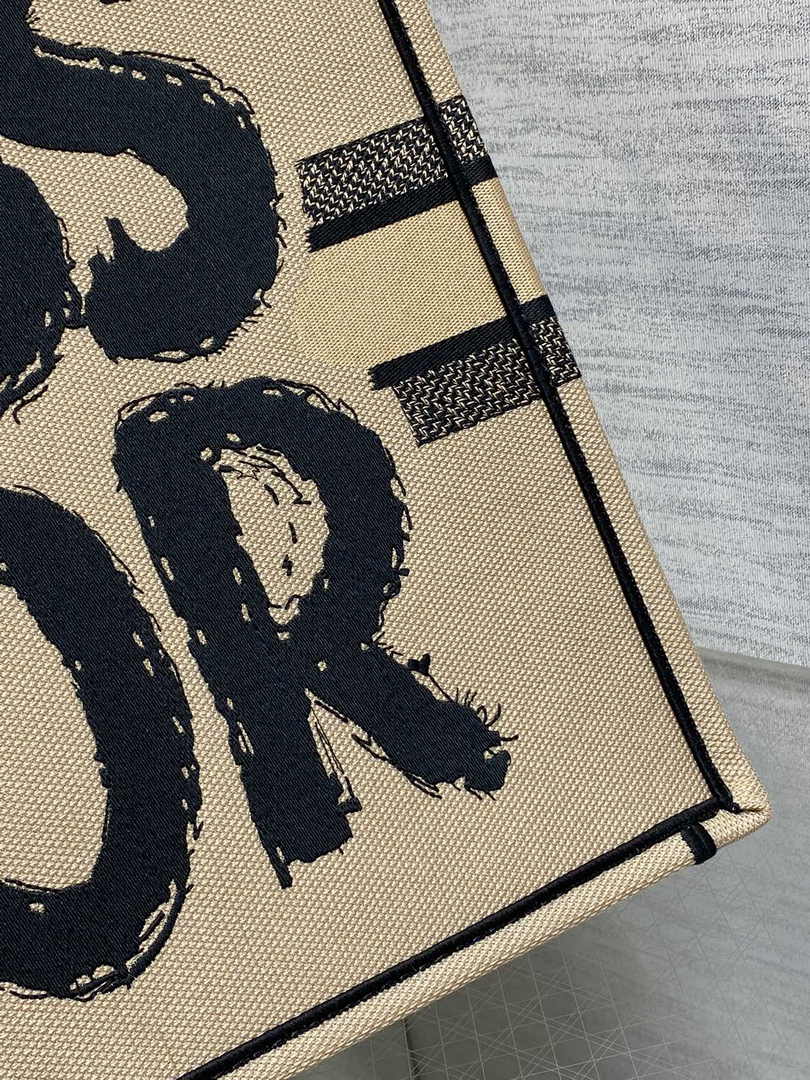 Large Dior Book Tote M1286 Beige and Black Miss Dior Graffiti Embroidery
