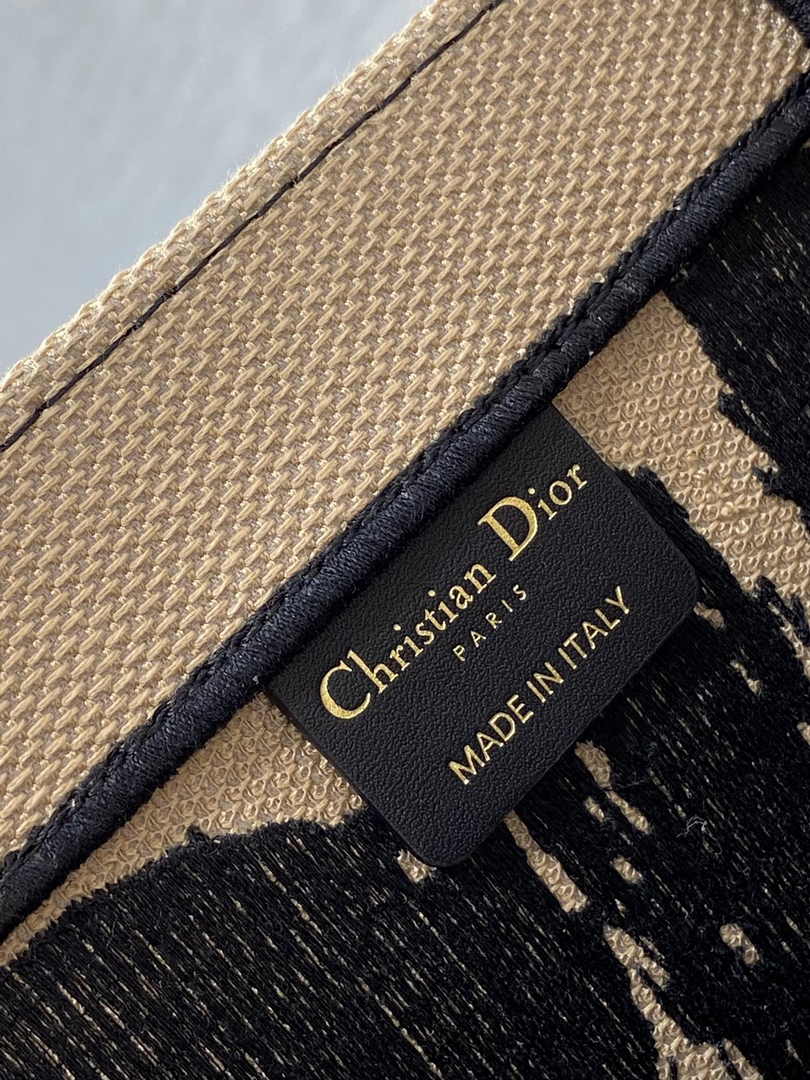 Large Dior Book Tote M1286 Beige and Black Miss Dior Graffiti Embroidery