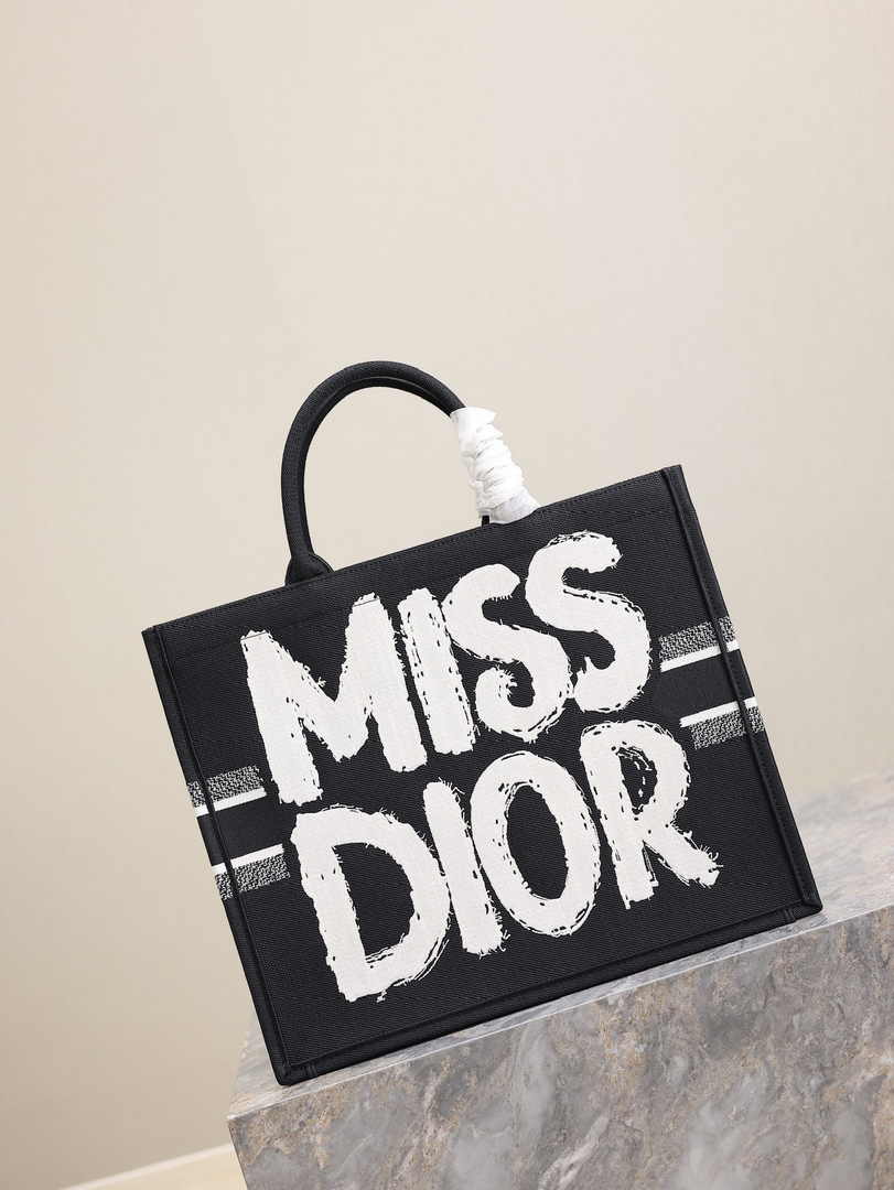 Large Dior Book Tote M1286 Black and White Miss Dior Graffiti Embroidery