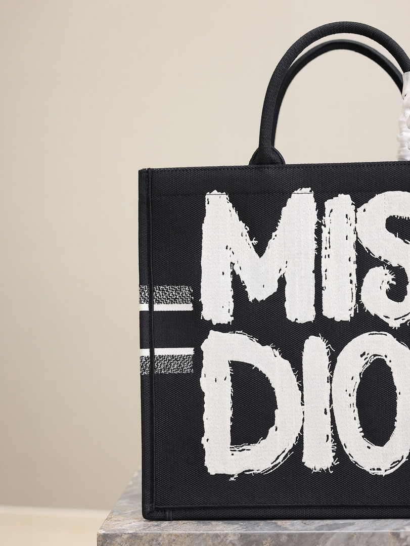 Large Dior Book Tote M1286 Black and White Miss Dior Graffiti Embroidery