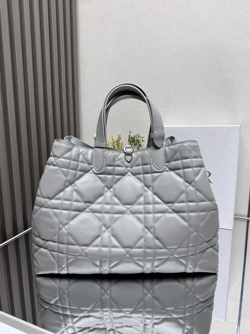 Large Dior Toujours Bag M2820 Gray Macrocannage Calfskin - Default Title - View 5