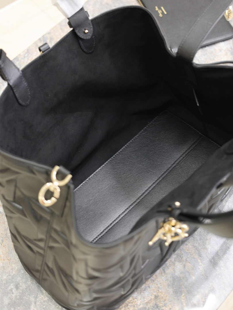 Large Dior Toujours Bag M2820 Black Graphic Cannage Calfskin - Default Title - View 9