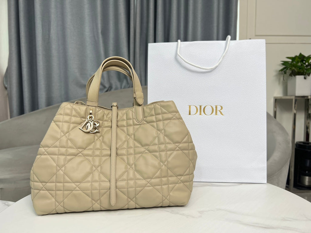 Large Dior Toujours Bag M2820 Powder Beige Macrocannage Calfskin - Default Title - View 2