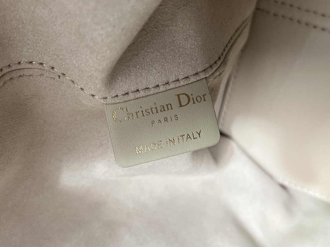 Large Dior Toujours Bag M2820 Powder Beige Macrocannage Calfskin - Default Title - View 9