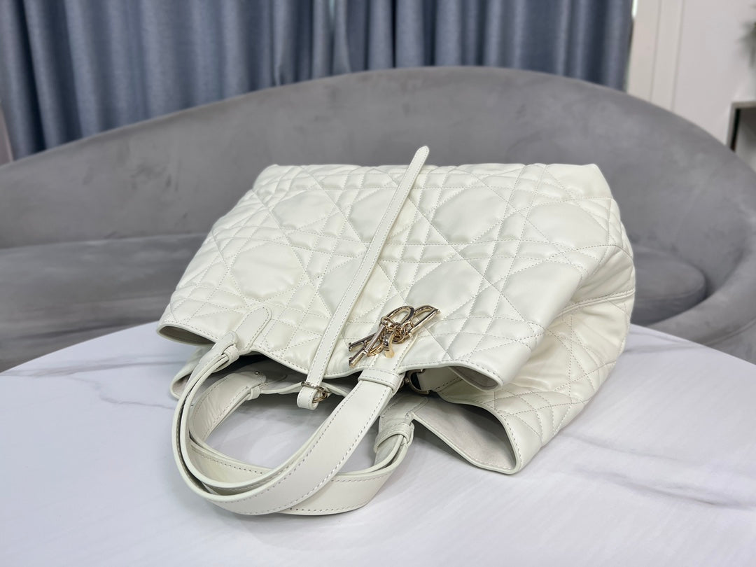 Large Dior Toujours Bag M2820 Latte Macrocannage Calfskin - Default Title - View 4