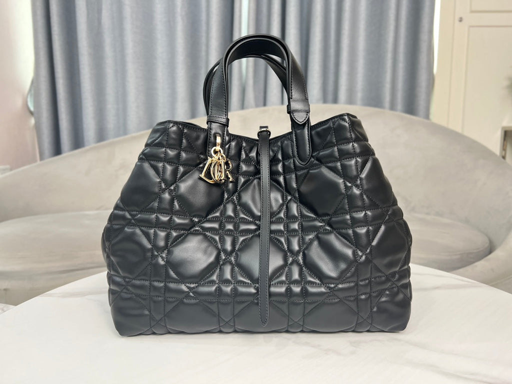 Large Dior Toujours Bag M2820 Black Macrocannage Calfskin - Default Title - View 1