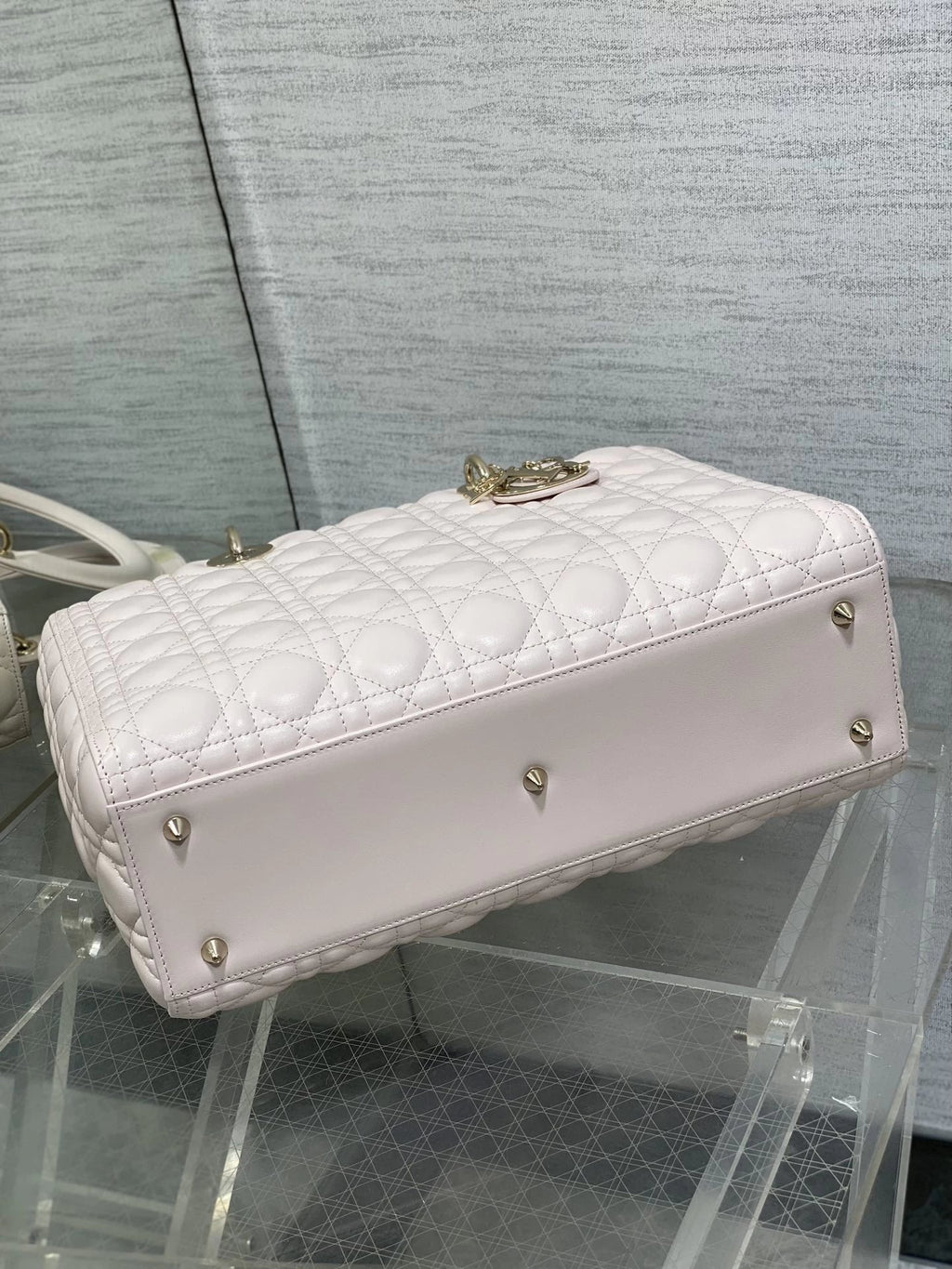 Large Lady Dior Bag M0566 Light Pink Lambskin Gold Hardware - Default Title - View 7