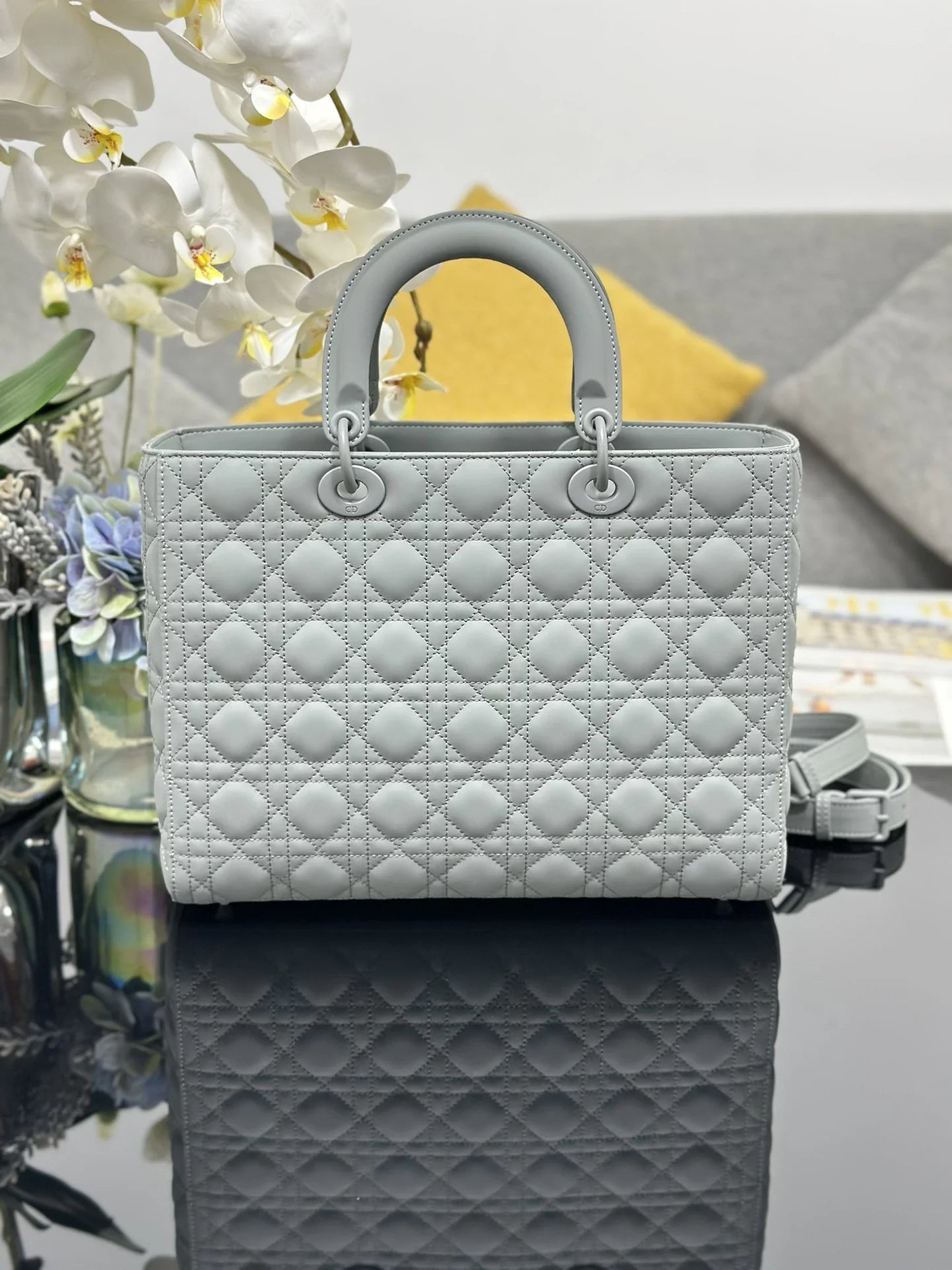Large Lady Dior Bag M0566 Lambskin Gray - Default Title - View 3