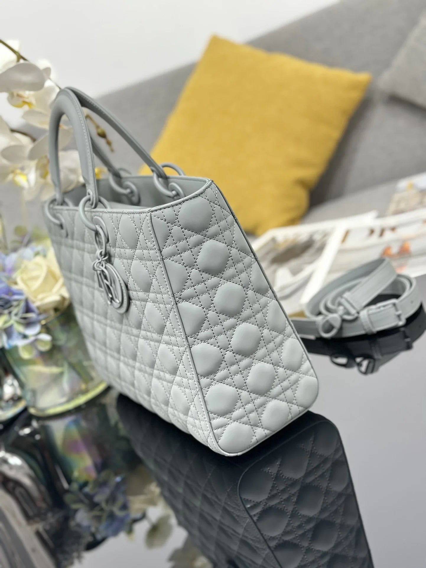 Large Lady Dior Bag M0566 Lambskin Gray - Default Title - View 4