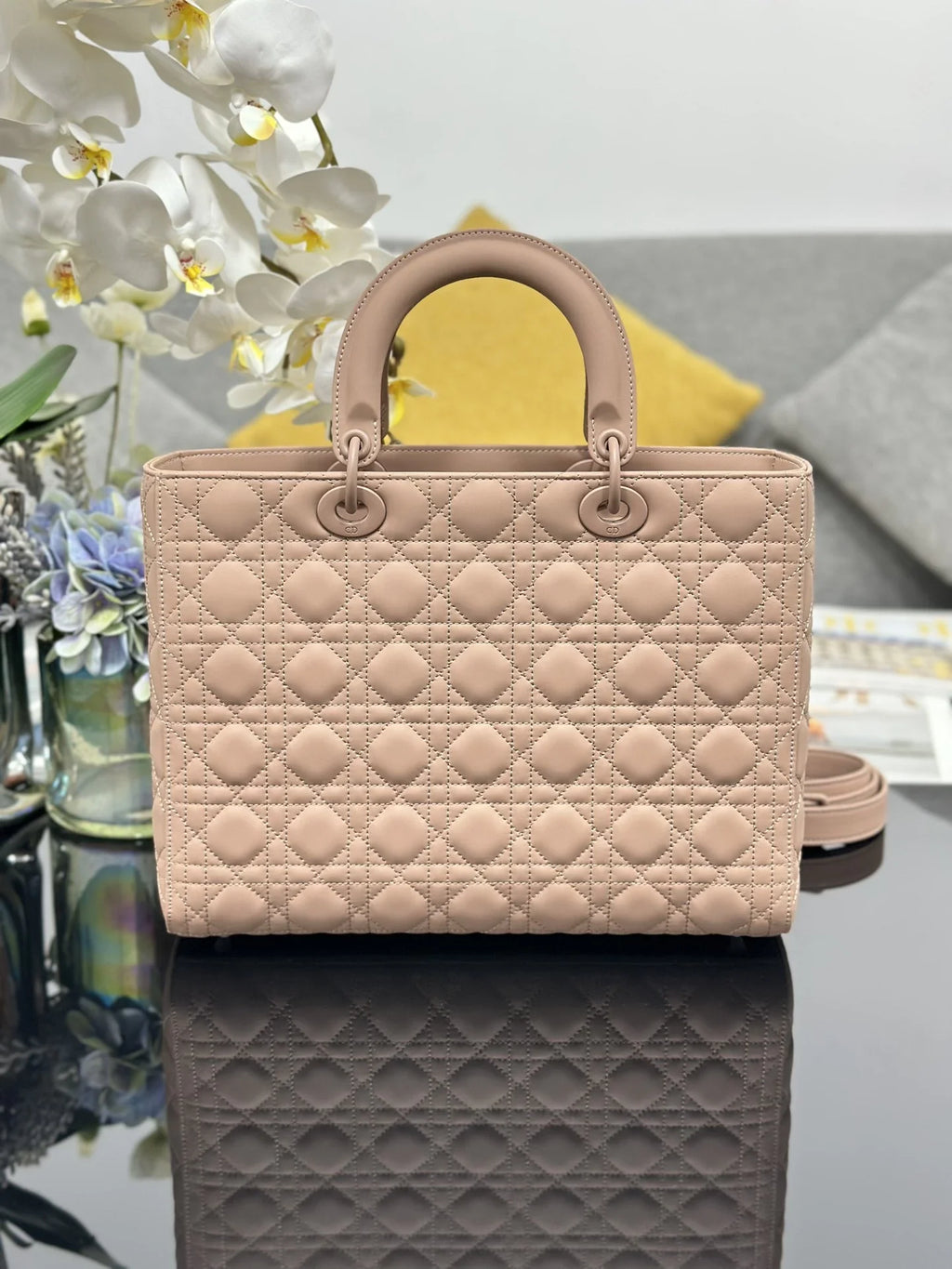 Large Lady Dior Bag M0566 Lambskin Pink - Default Title - View 3