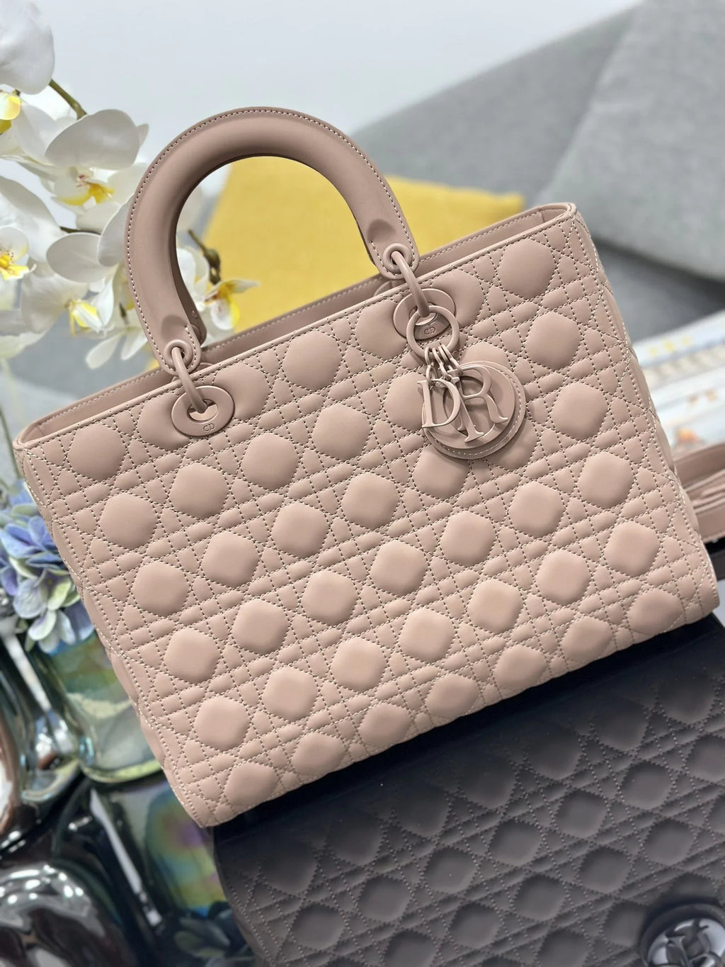 Large Lady Dior Bag M0566 Lambskin Pink - Default Title - View 2