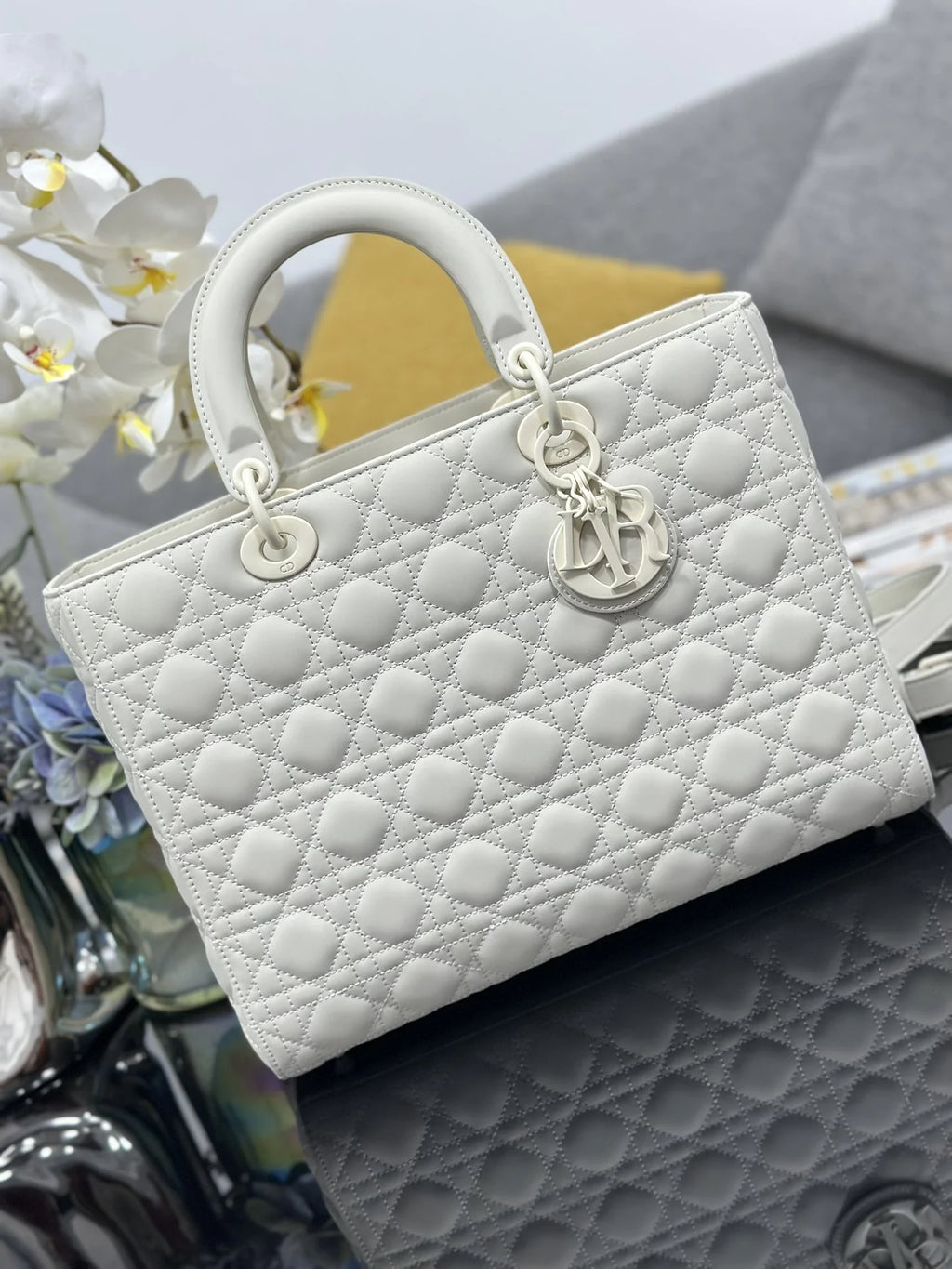 Large Lady Dior Bag M0566 Lambskin White - Default Title - View 2