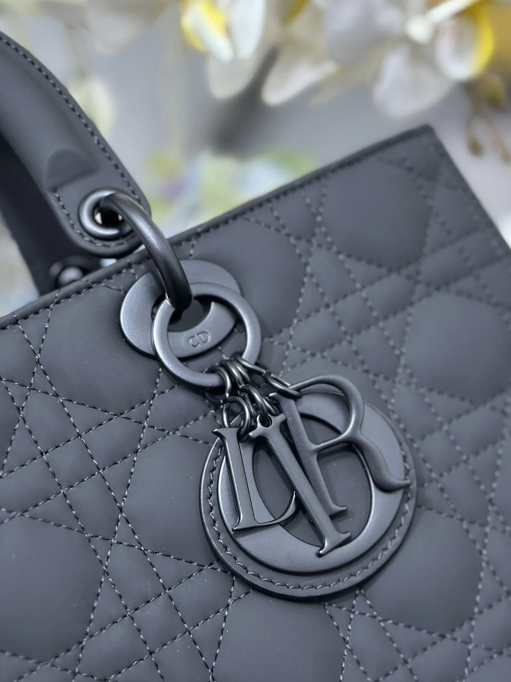 Large Lady Dior Bag M0566 Lambskin Black - Default Title - View 6