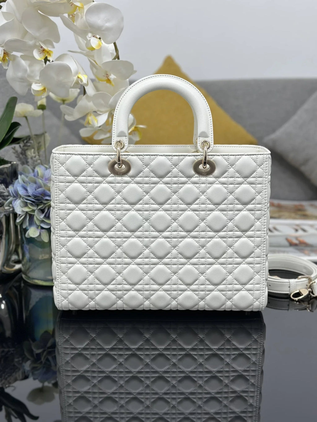 Large Lady Dior Bag M0566 White Lambskin Gold Hardware - Default Title - View 3