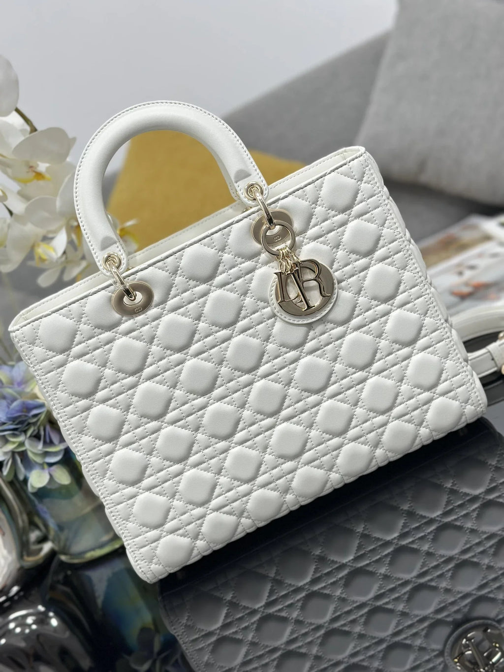 Large Lady Dior Bag M0566 White Lambskin Gold Hardware - Default Title - View 2
