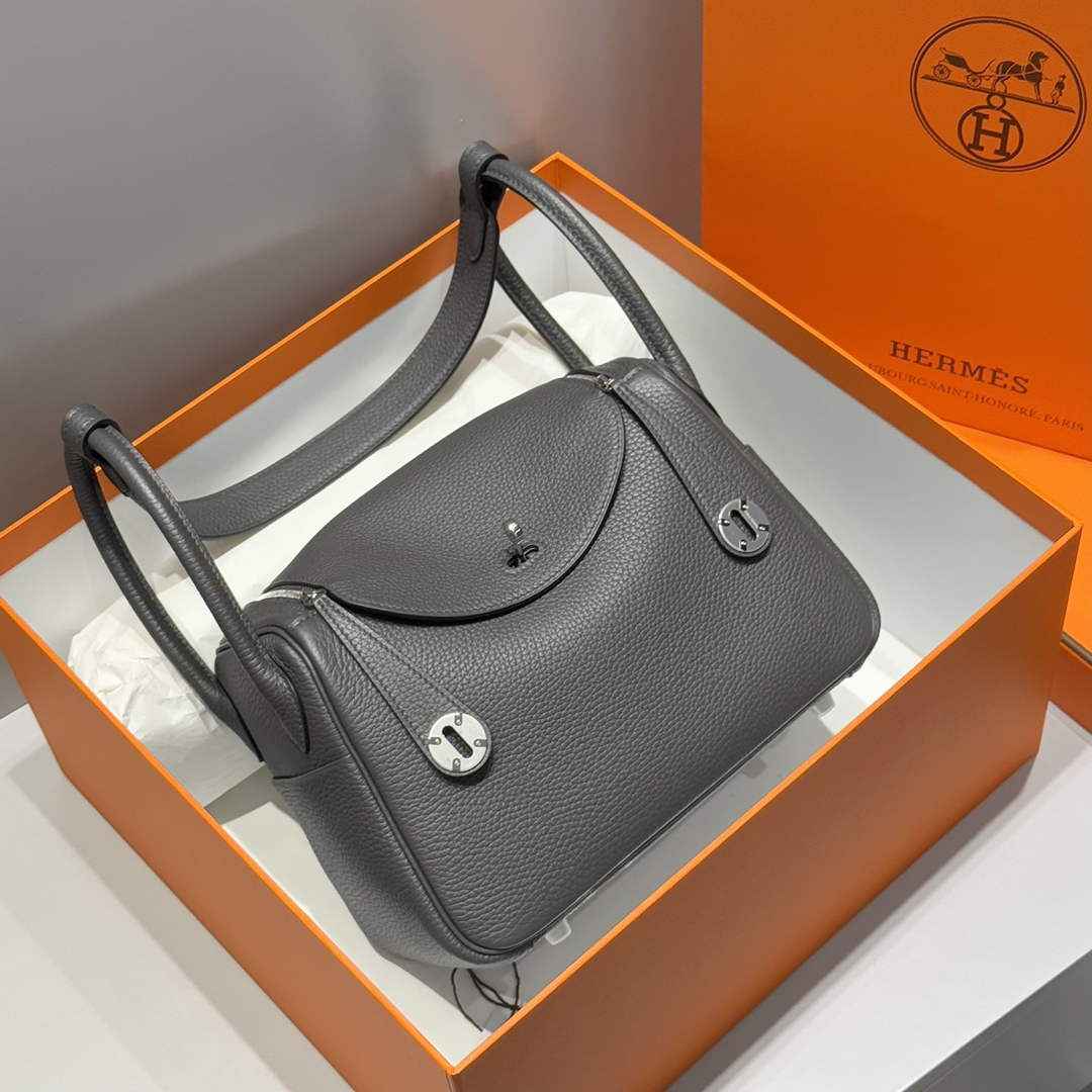 Lindy Hermès 26 Bag Togo Leather H265111