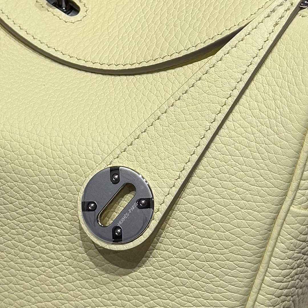 Lindy Hermès 26 Bag Togo Leather H265112