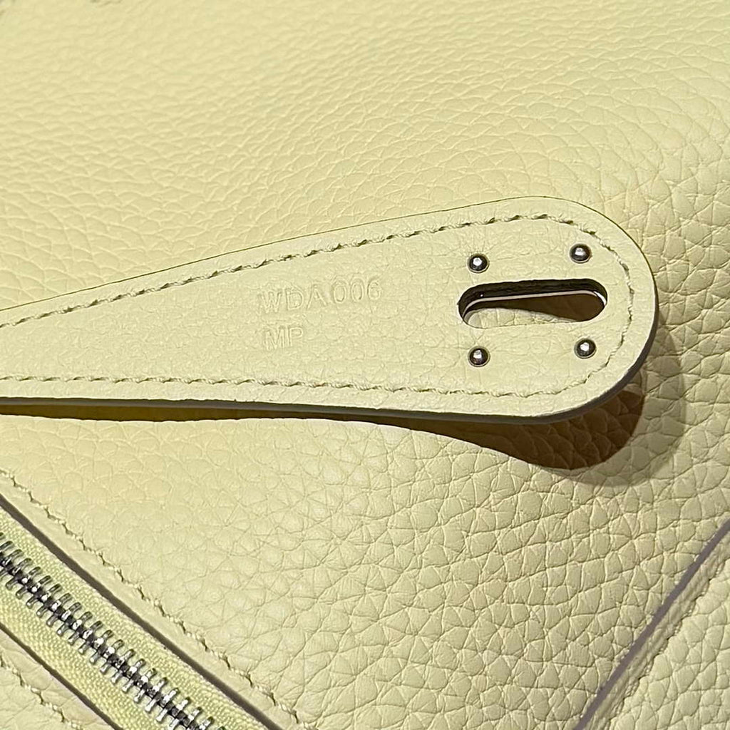 Lindy Hermès 26 Bag Togo Leather H265112