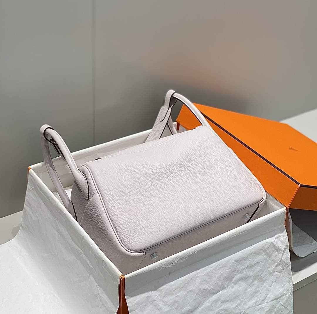 Lindy Hermès 26 Bag Togo Leather H265102