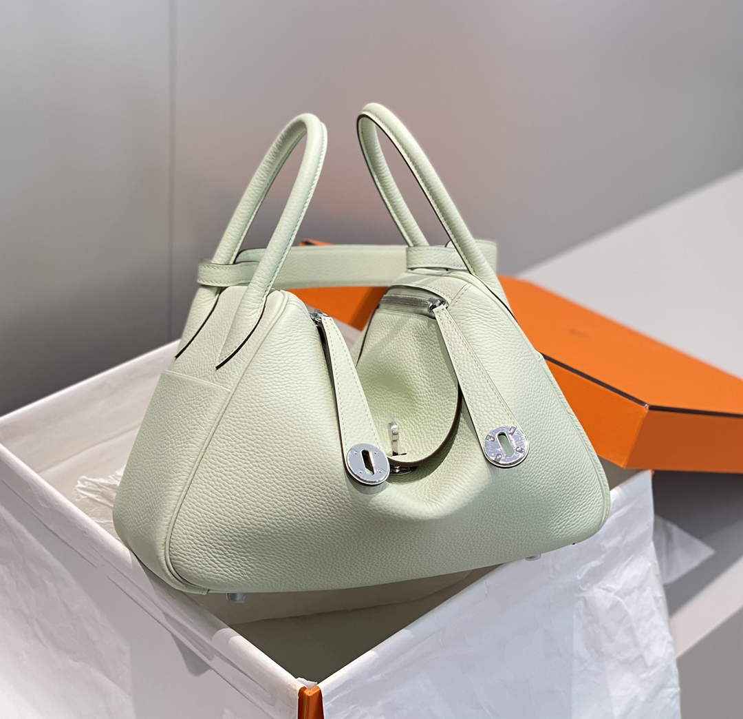 Lindy Hermès 26 Bag Togo Leather H265103