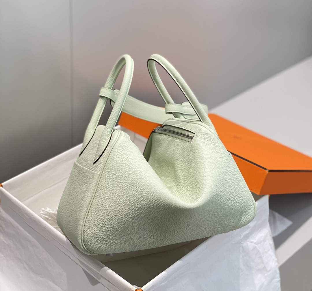 Lindy Hermès 26 Bag Togo Leather H265103