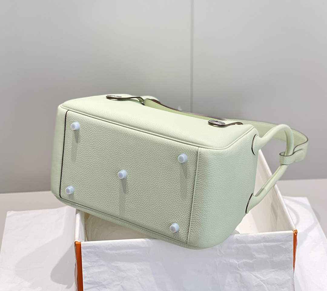 Lindy Hermès 26 Bag Togo Leather H265103