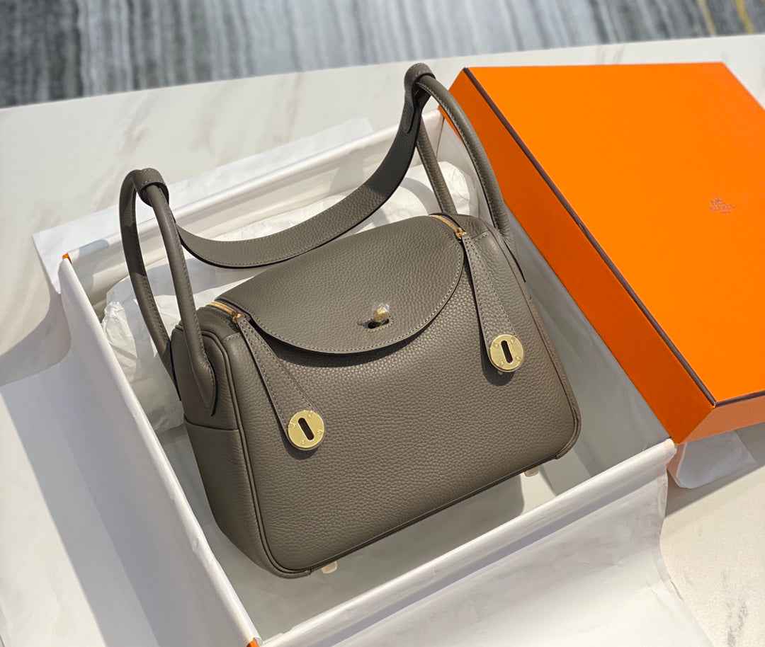 Lindy Hermès 26 Bag Togo Leather H265105