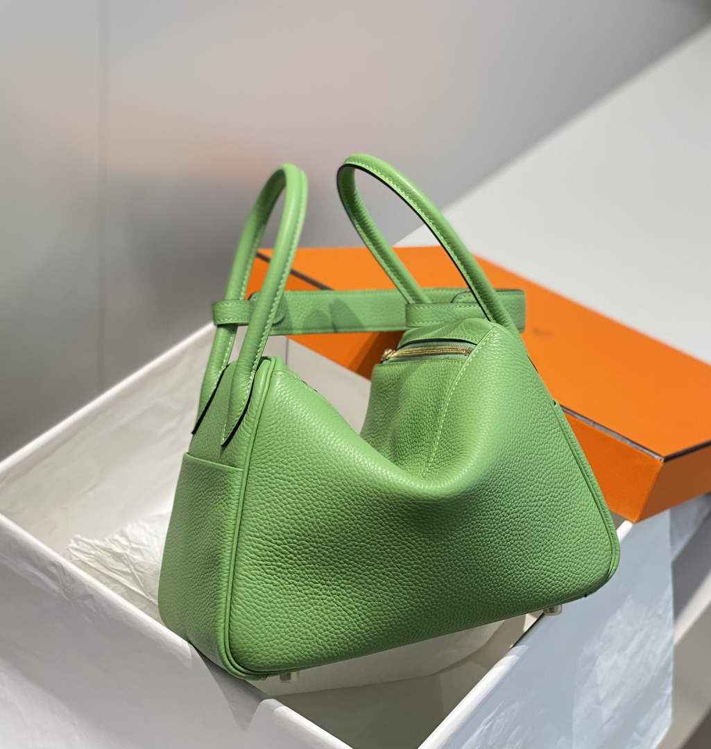 Lindy Hermès 26 Bag Togo Leather H265107