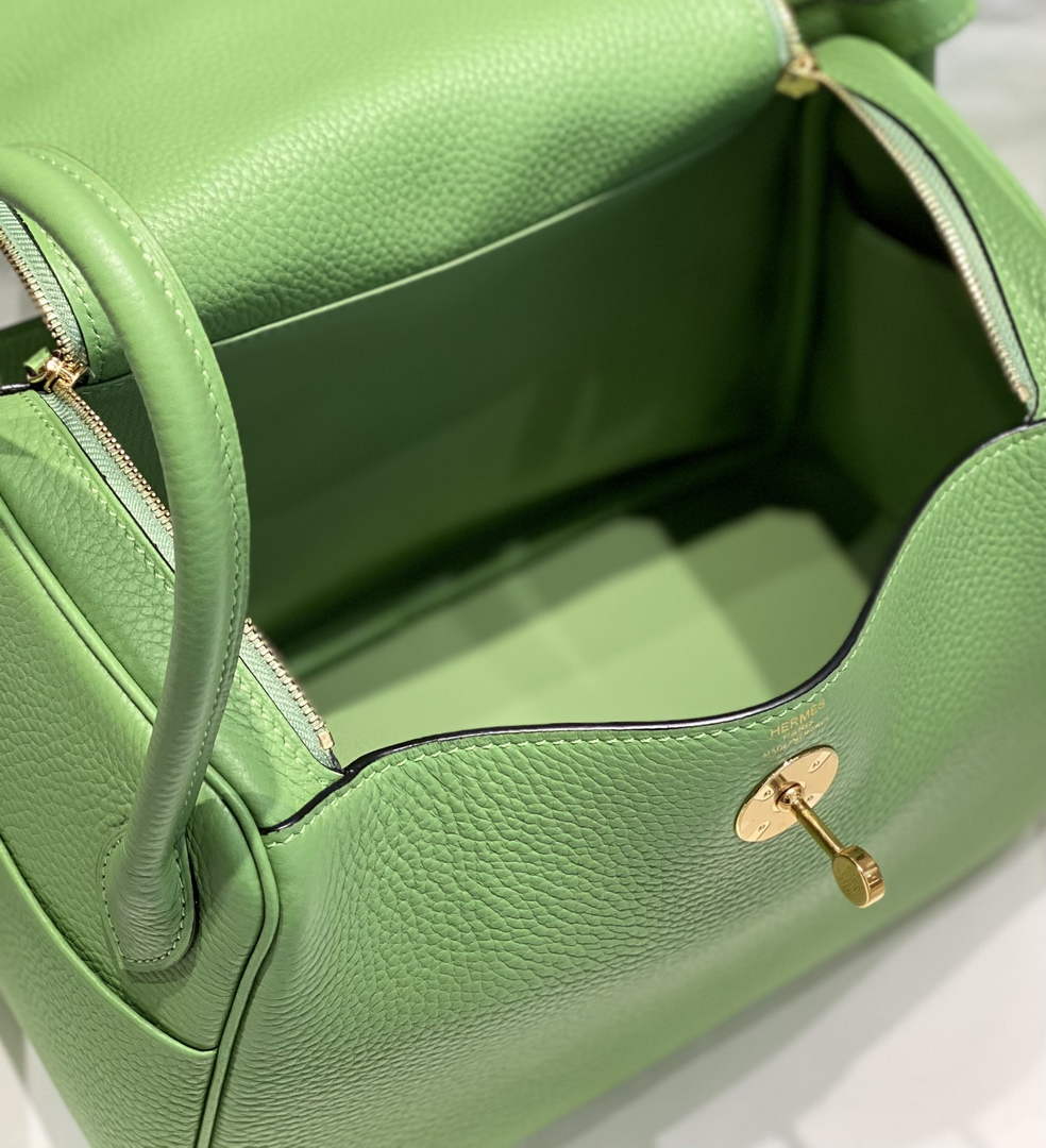 Lindy Hermès 26 Bag Togo Leather H265107