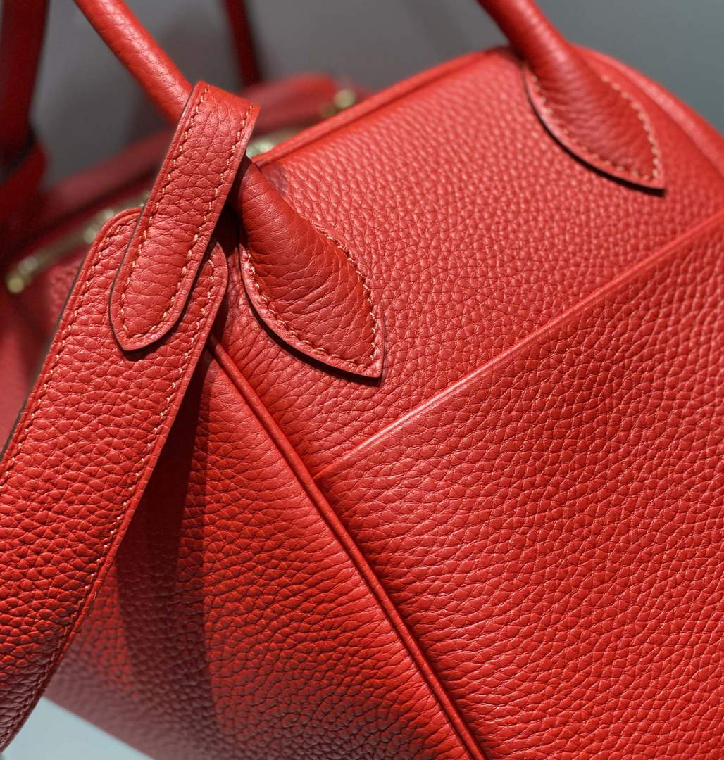 Lindy Hermès 26 Bag Togo Leather H265108