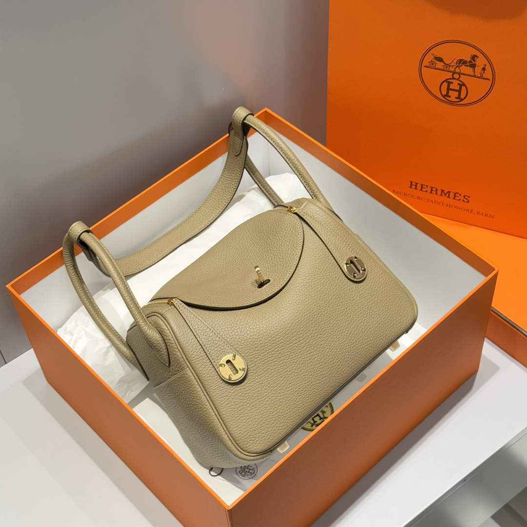Lindy Hermès 26 Bag Togo Leather H265109