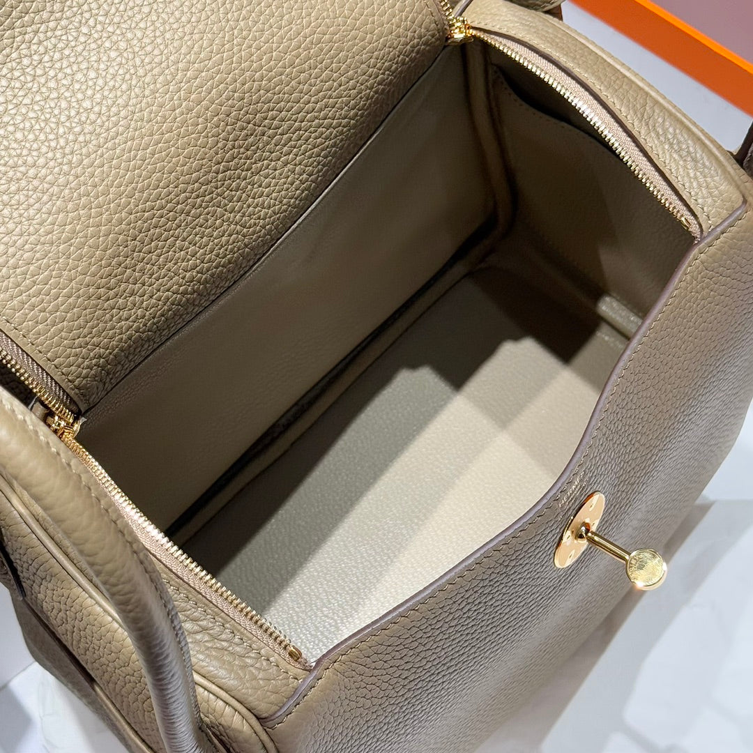 Lindy Hermès 26 Bag Togo Leather H265109
