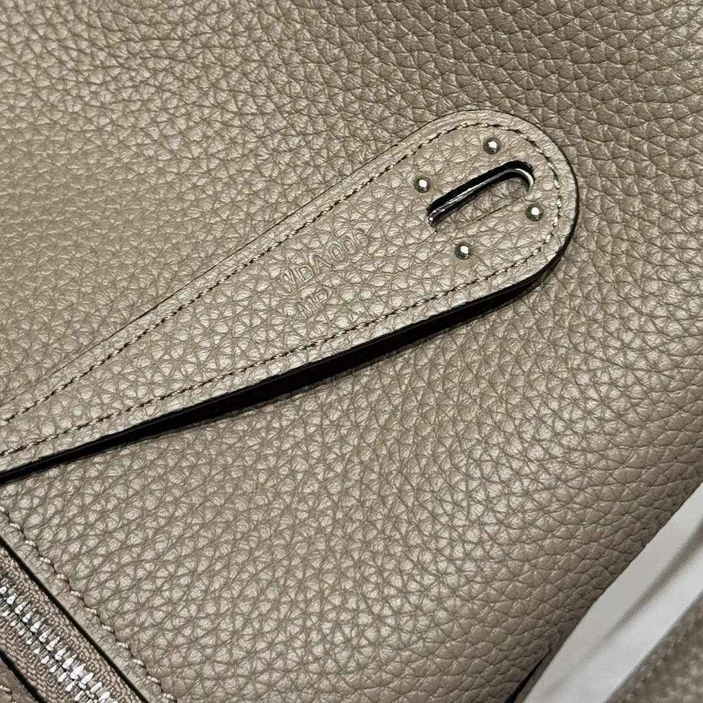 Lindy Hermès 26 Bag Togo Leather H265110
