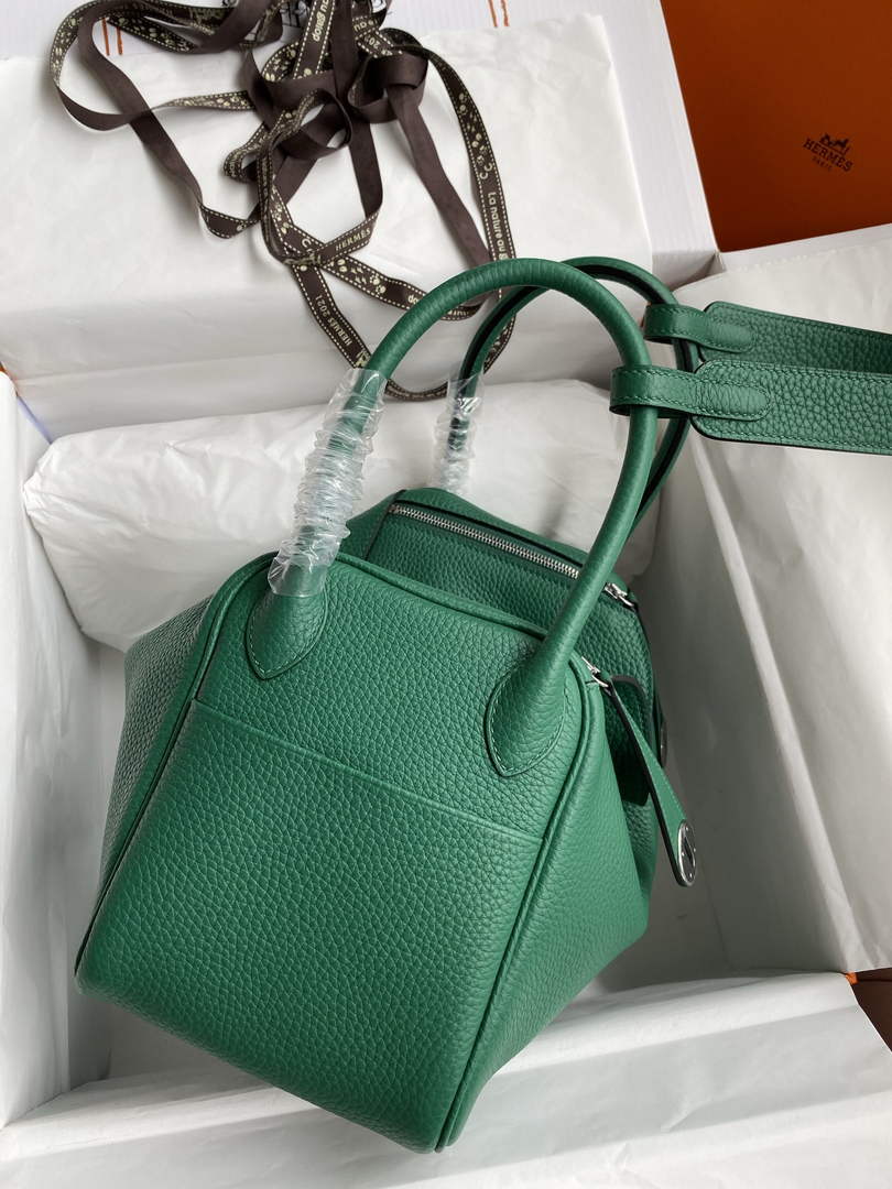 Lindy Hermès 26 Bag Togo Leather H265133