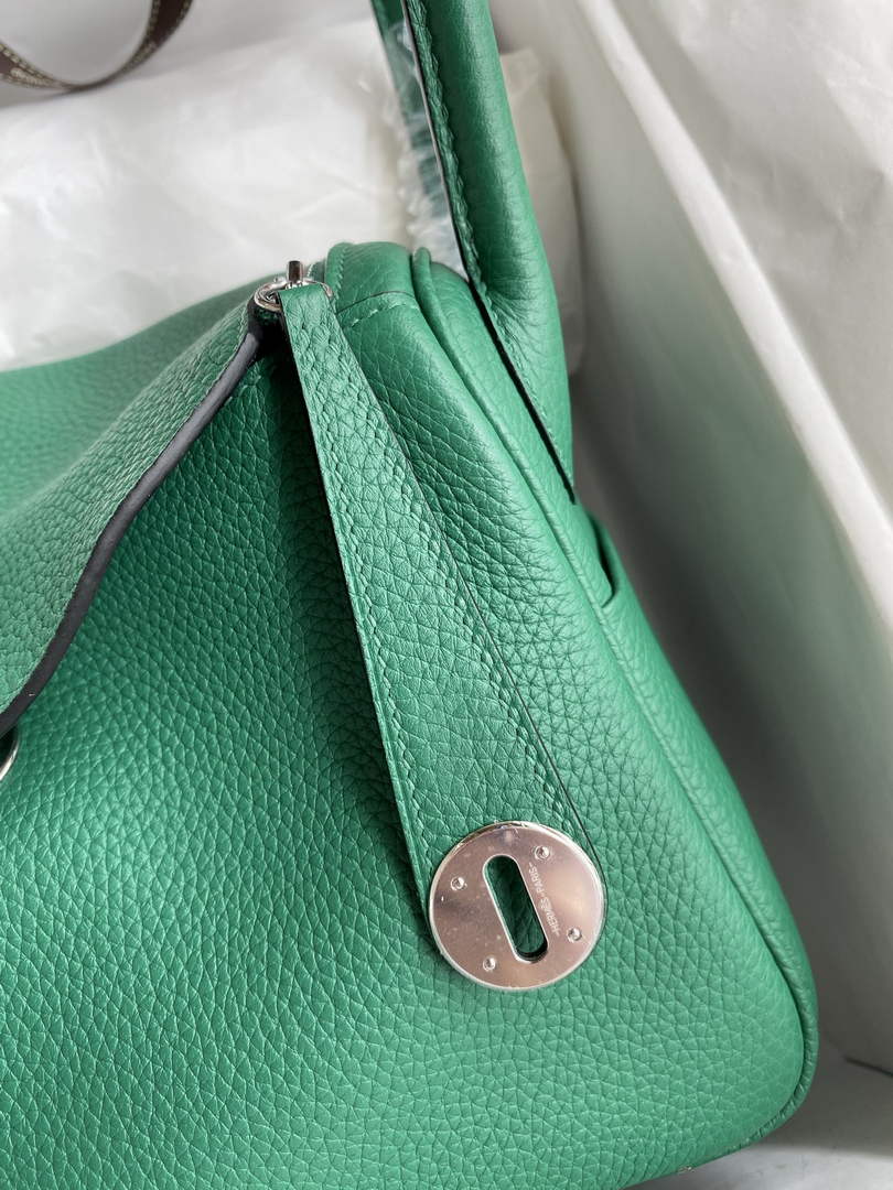 Lindy Hermès 26 Bag Togo Leather H265133