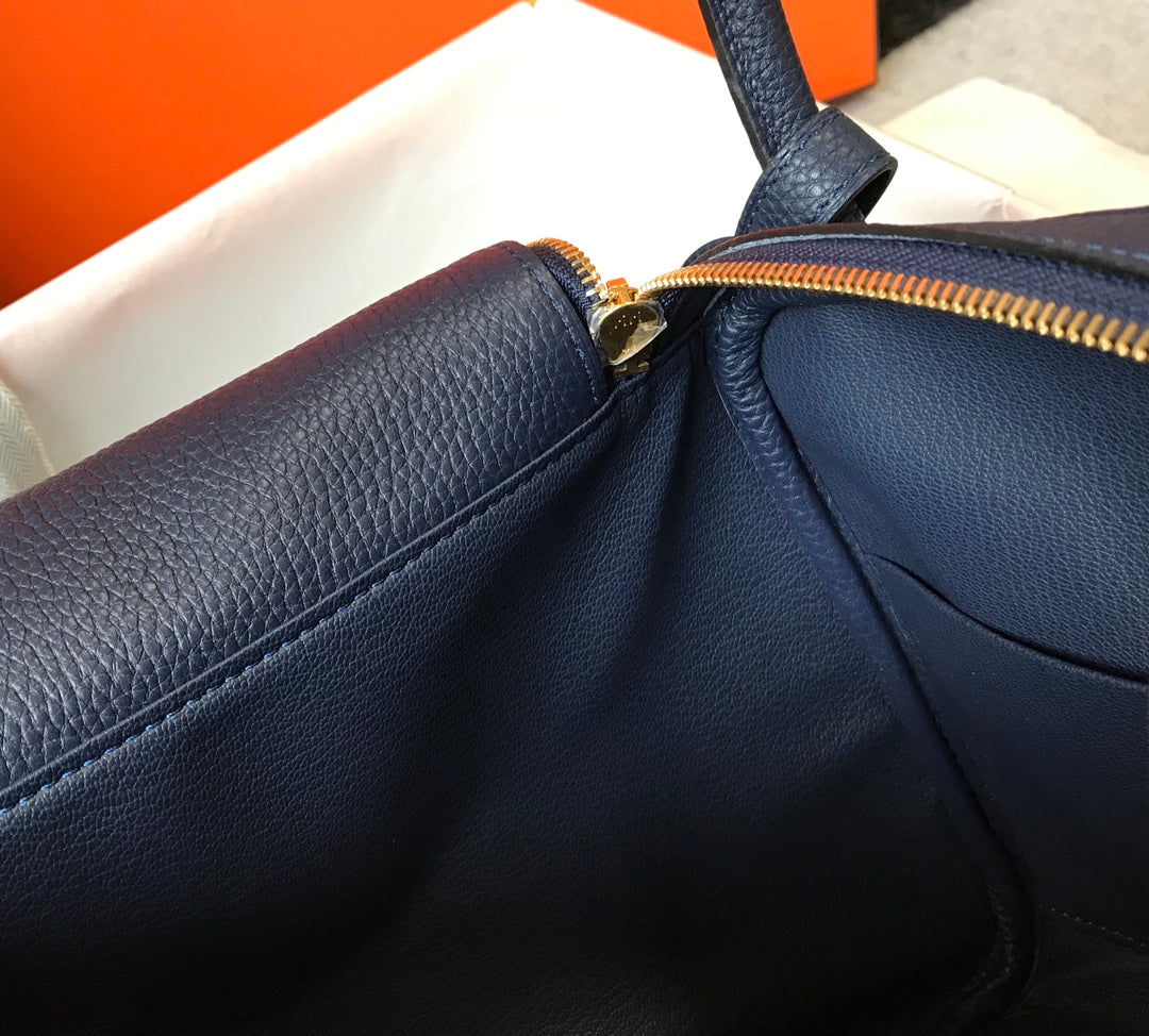Lindy Hermès 30 Bag Togo Leather H305102 Navy