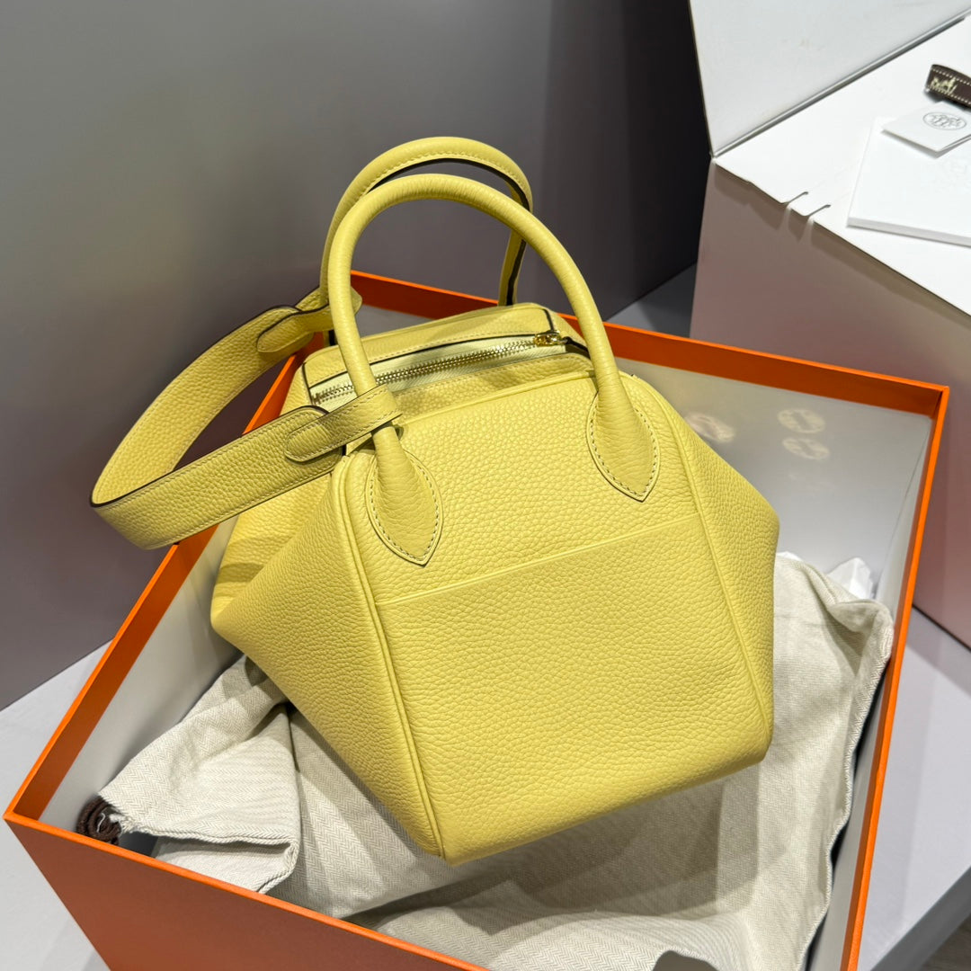 Lindy Hermès 30 Bag Togo Leather H305103