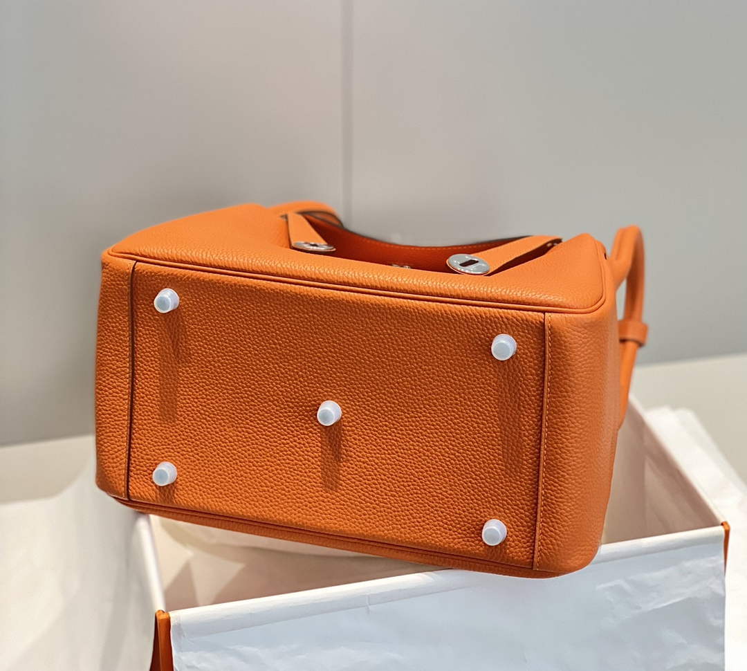 Lindy Hermès 30 Bag Togo Leather H305108