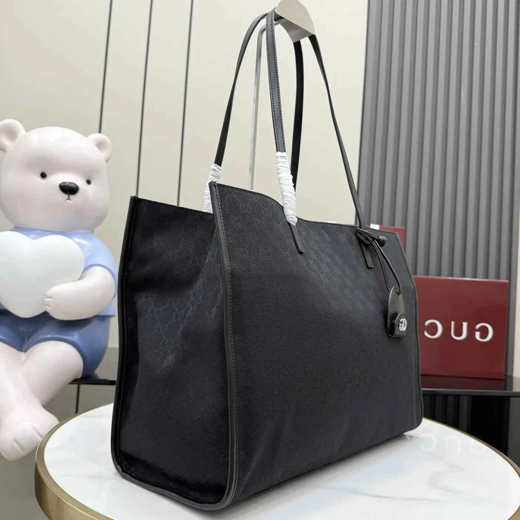 Gucci Londra large tote bag, 875056 black GG canvas